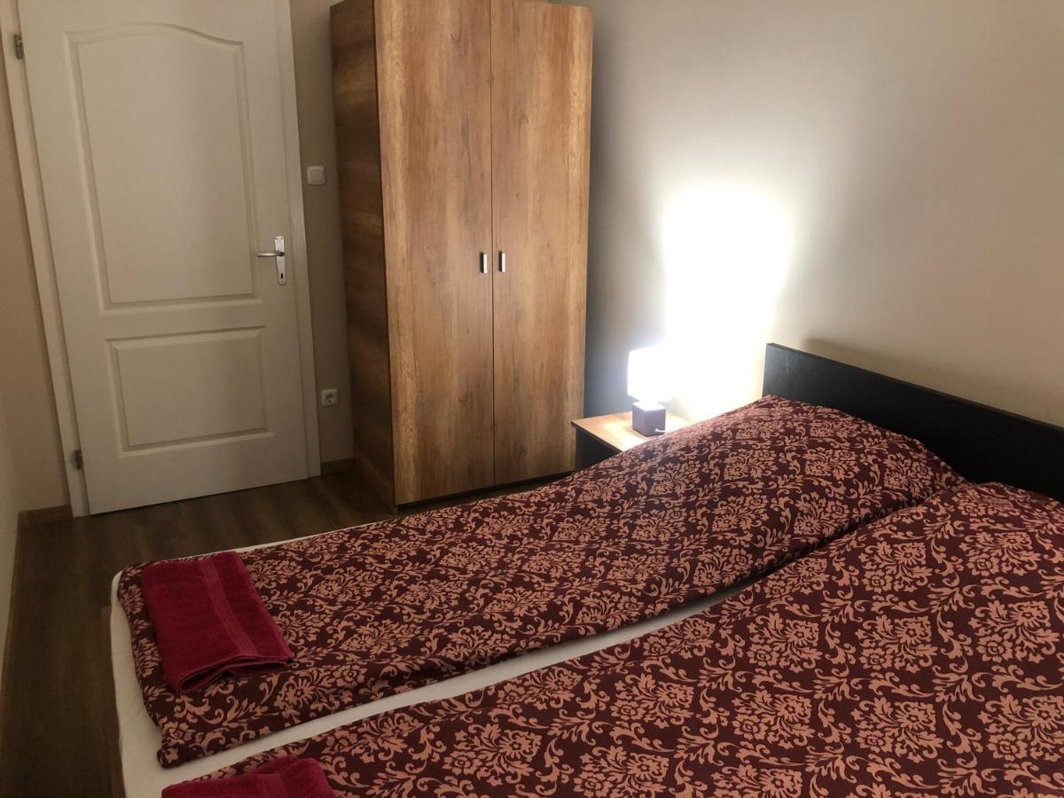 Alina Apartmanok Hajdúszoboszló Εξωτερικό φωτογραφία