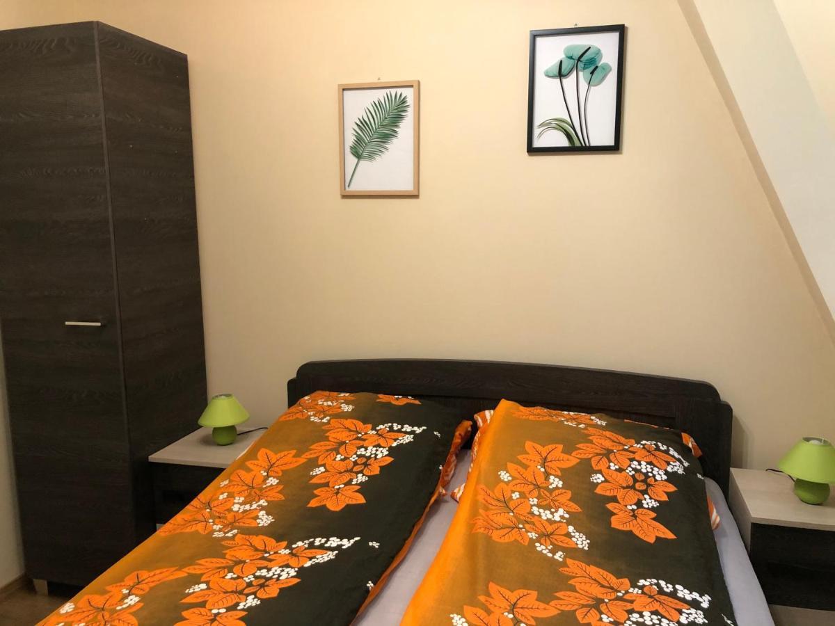 Alina Apartmanok Hajdúszoboszló Εξωτερικό φωτογραφία