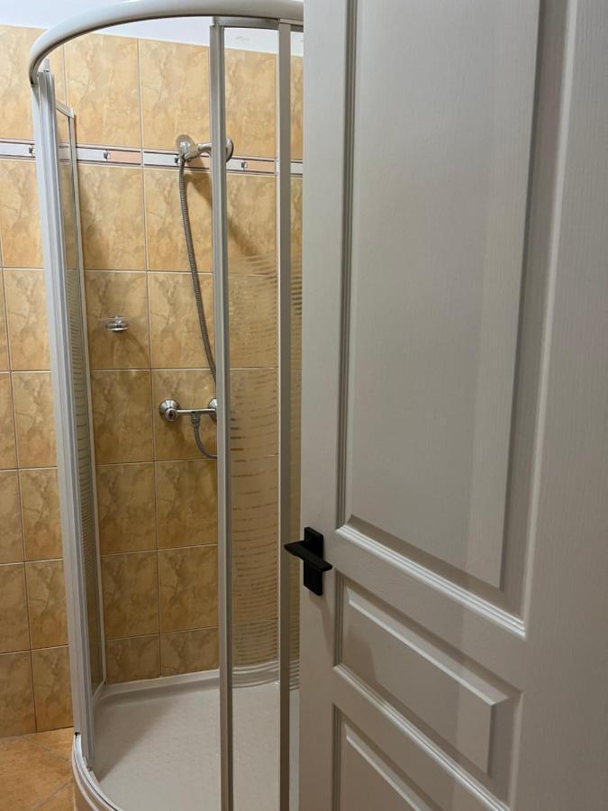Alina Apartmanok Hajdúszoboszló Εξωτερικό φωτογραφία
